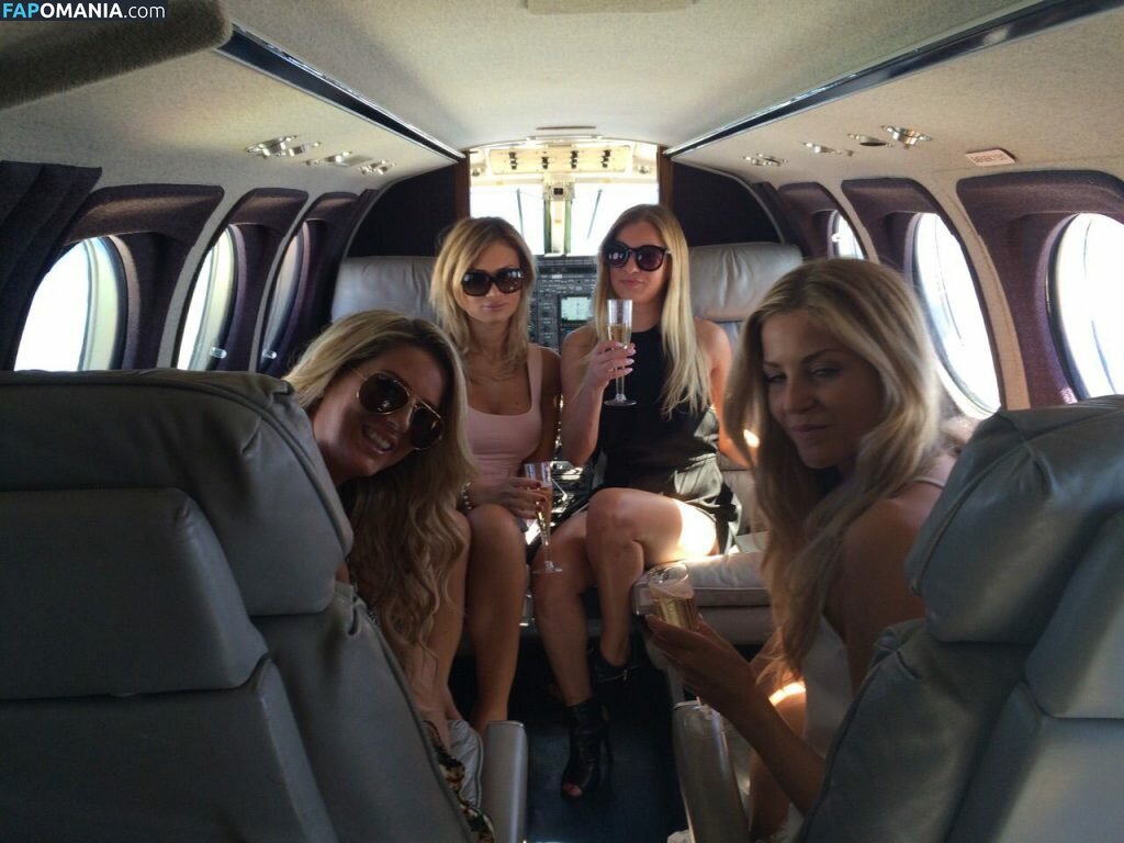 Ella Rose Naken Läckta Foto #1