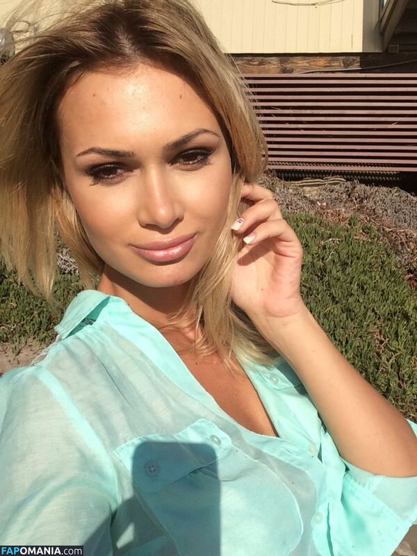 Ella Rose Naken Läckta Foto #95