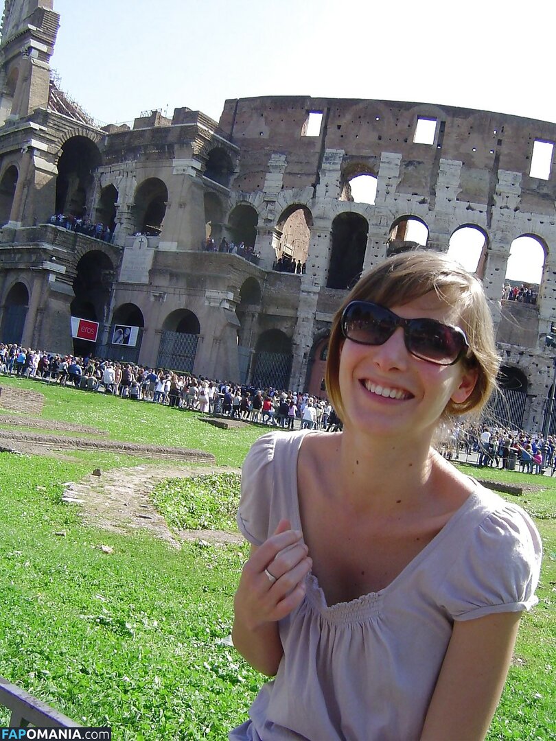 Elodie Varlet Naken Läckta Foto #6