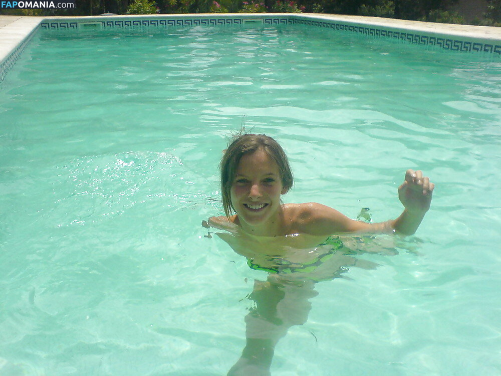 Elodie Varlet Naken Läckta Foto #11