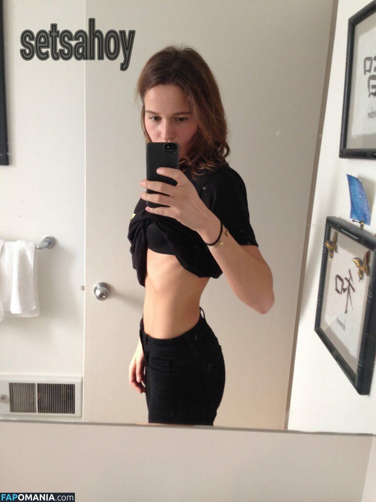 Emily DiDonato Naken Läckta Foto #39