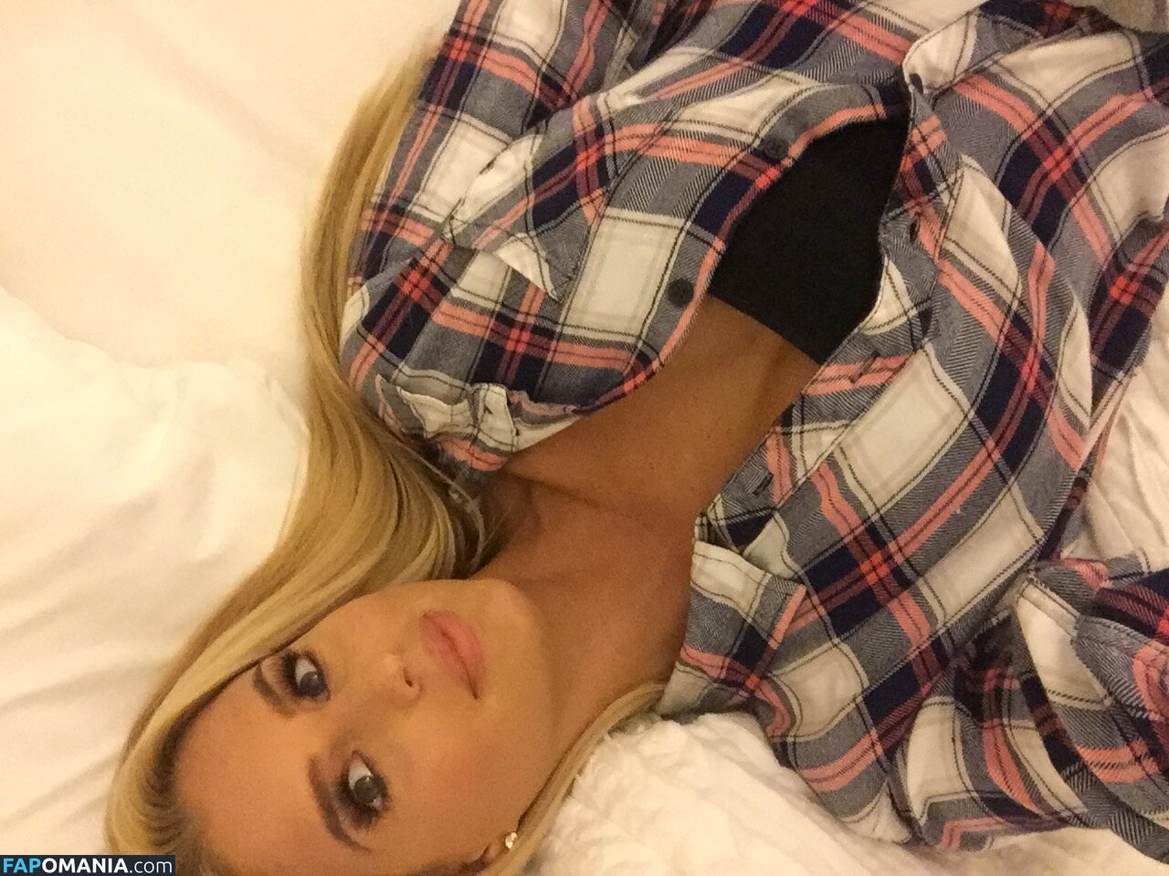 Emma Hernan Naken Läckta Foto #367