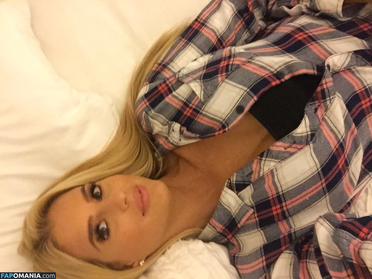 Emma Hernan Naken Läckta Foto #368