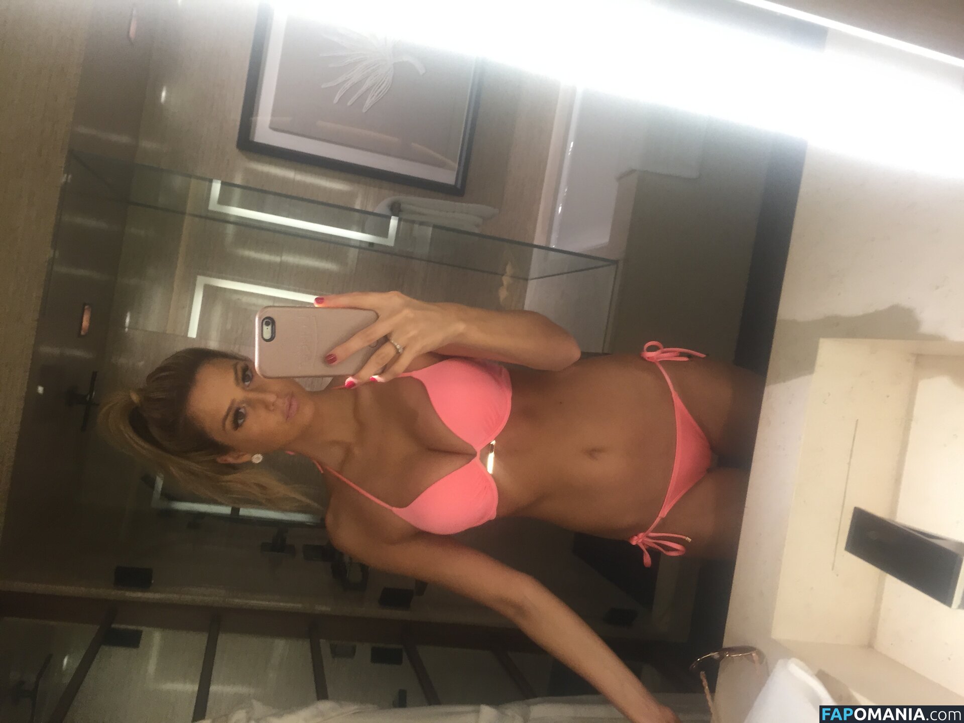 Emma Hernan Naken Läckta Foto #570