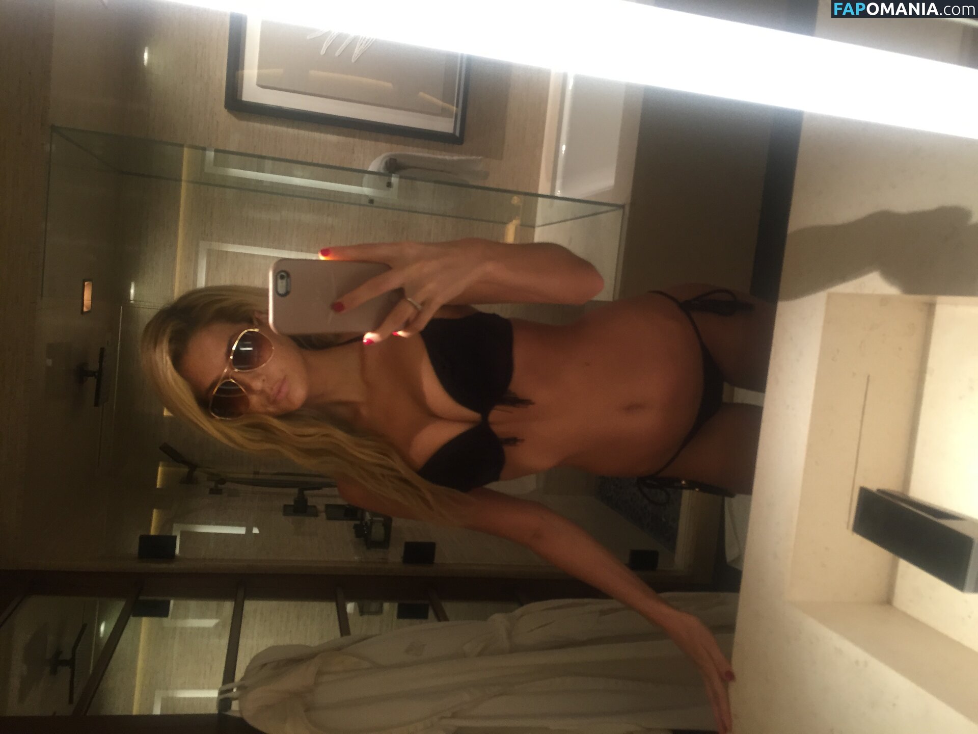 Emma Hernan Naken Läckta Foto #594