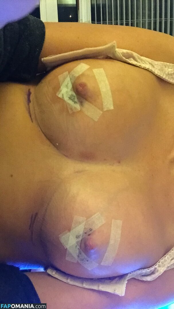 Emma Hernan Naken Läckta Foto #614