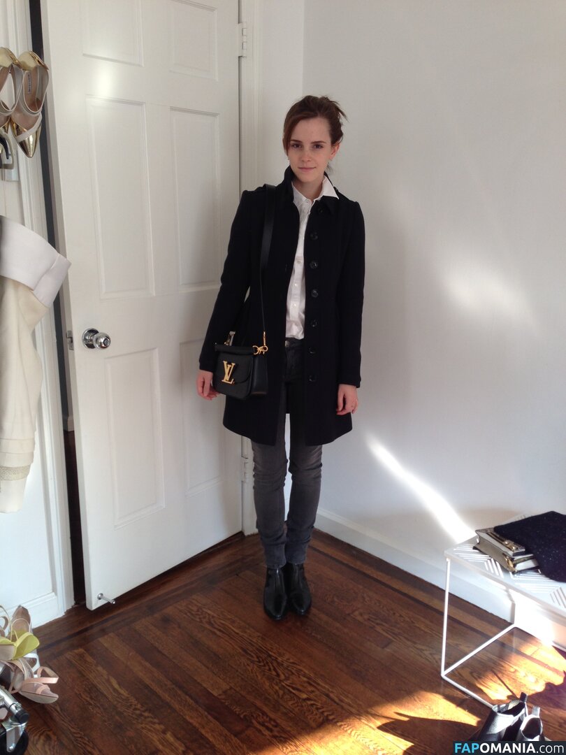 Emma Watson Naken Läckta Foto #79
