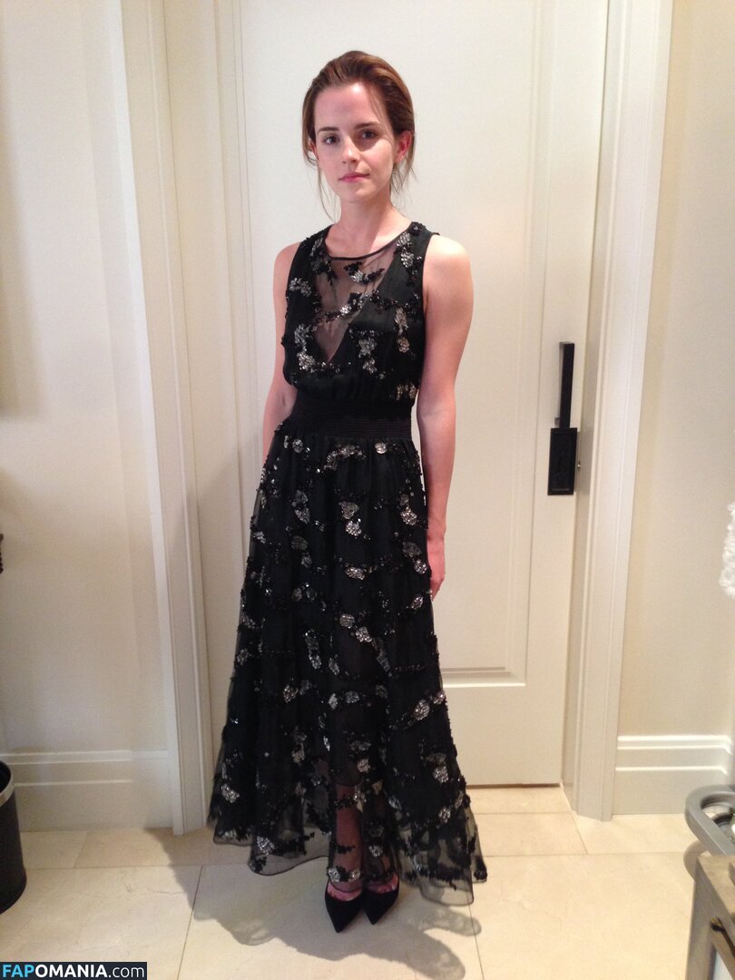 Emma Watson Naken Läckta Foto #102