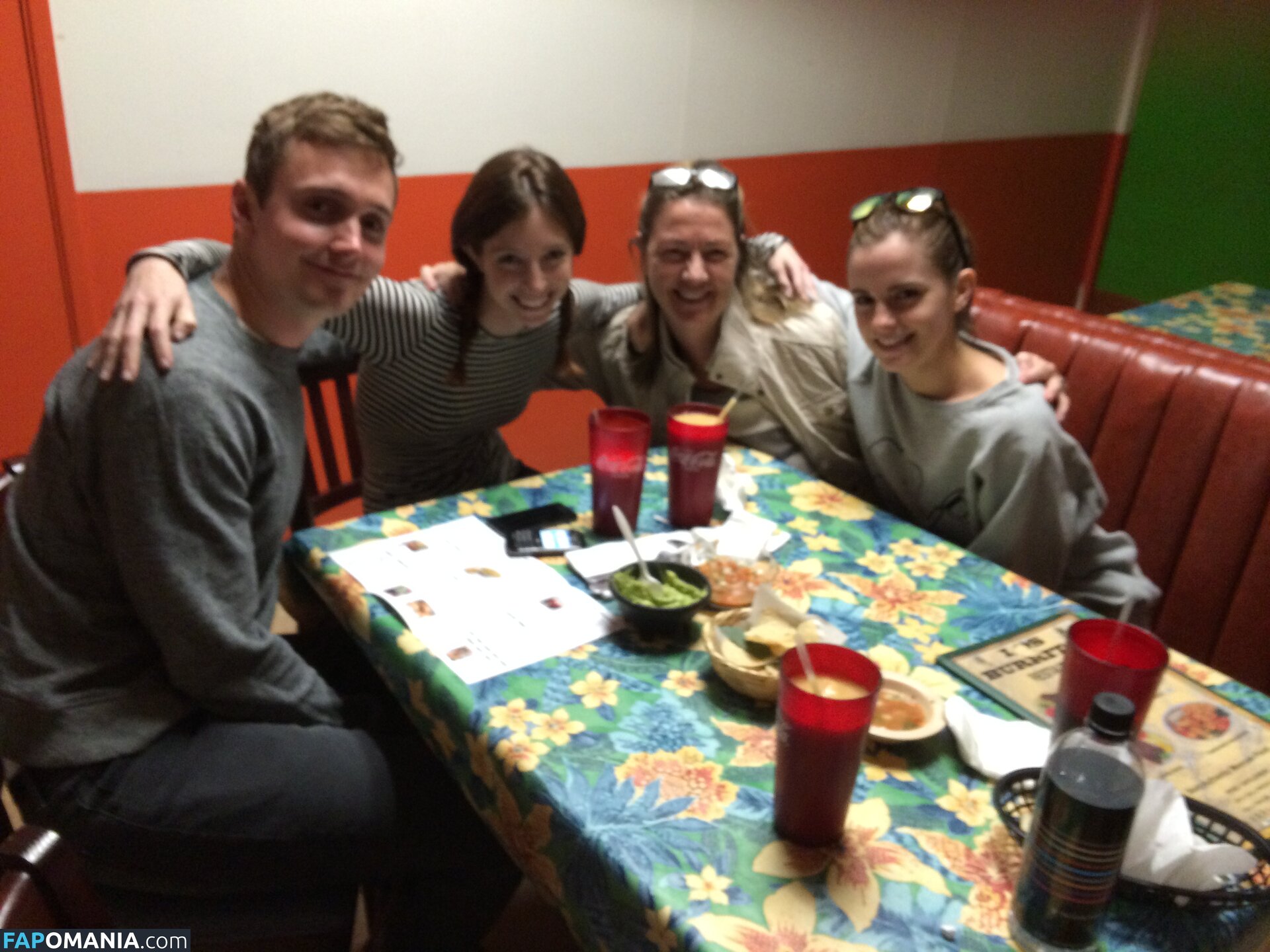 Emma Watson Naken Läckta Foto #104