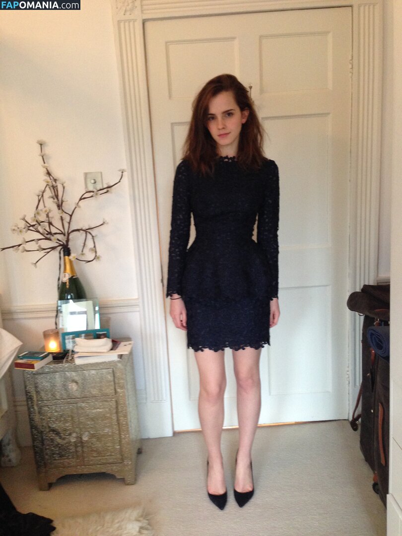 Emma Watson Naken Läckta Foto #108