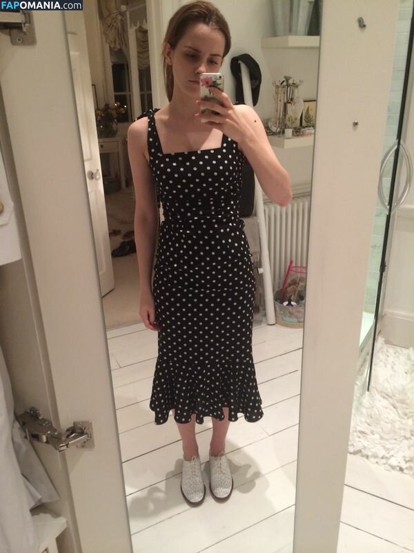 Emma Watson Naken Läckta Foto #129