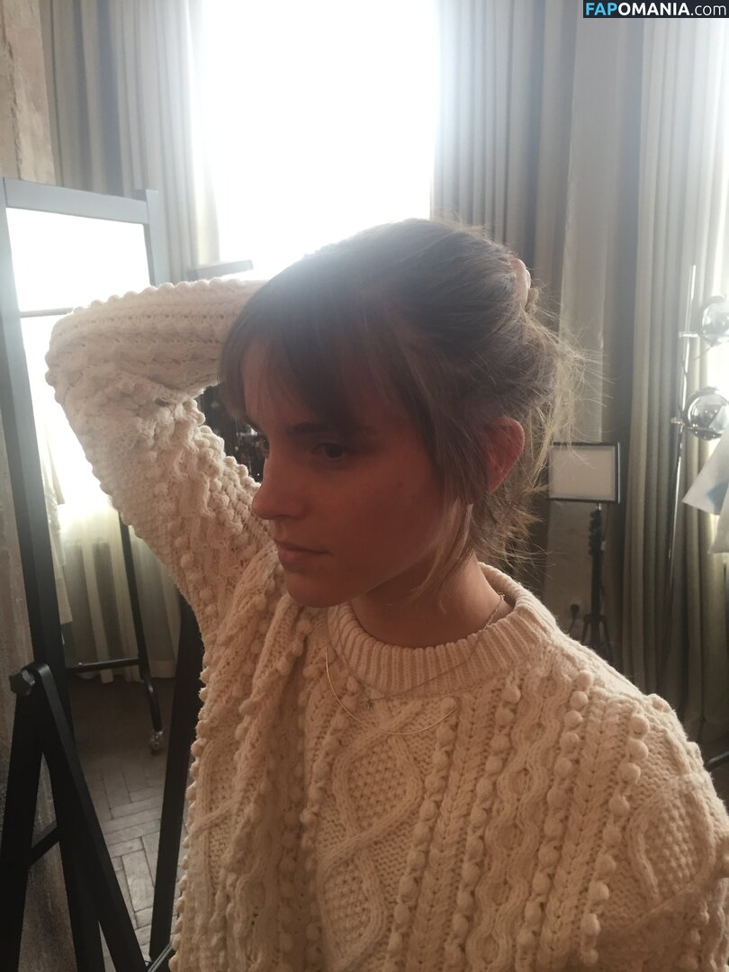 Emma Watson Naken Läckta Foto #135