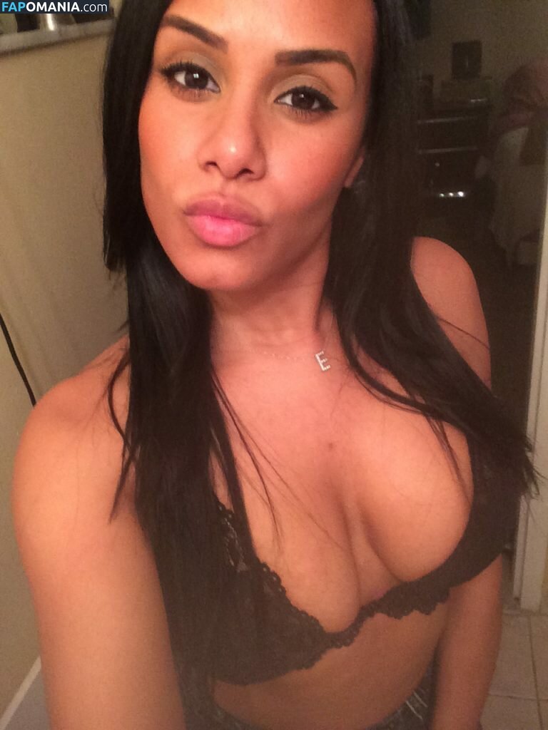 Emmaly Lugo Naken Läckta Foto #7