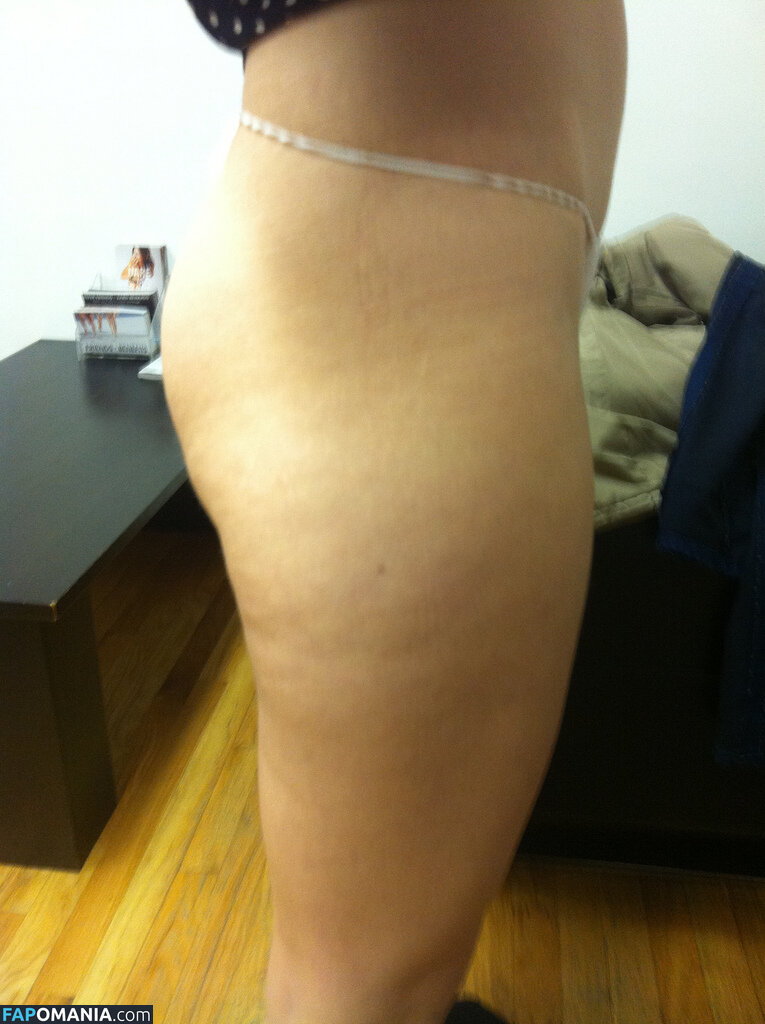 Emmy Rossum Naken Läckta Foto #6