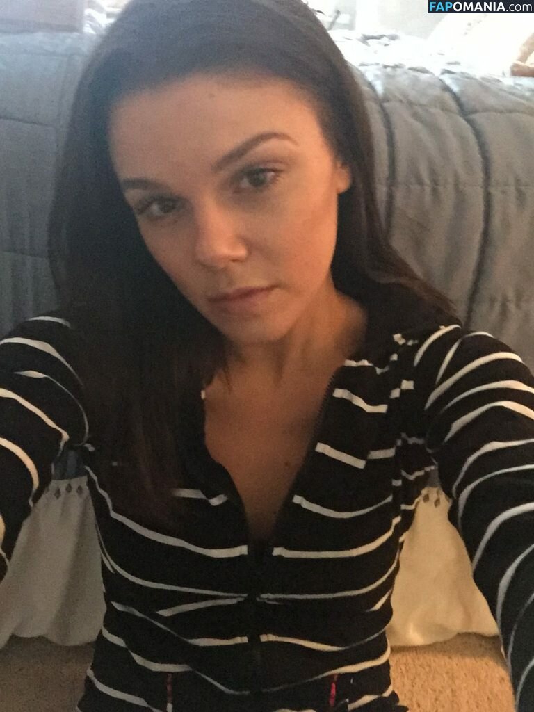 Faye Brookes Naken Läckta Foto #8