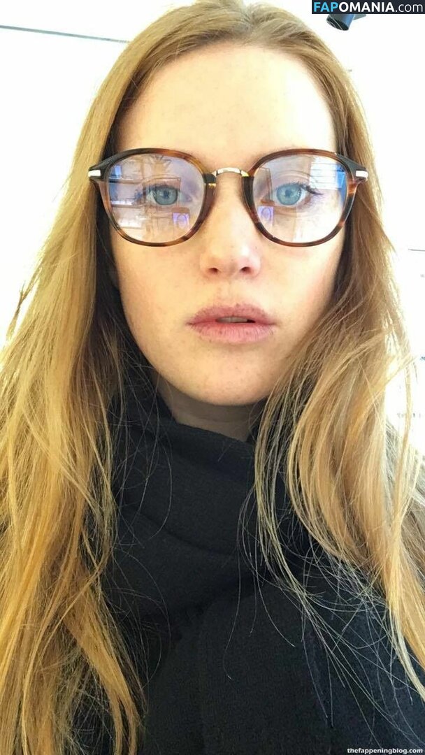 Fleur Geffrier Naken Läckta Foto #8