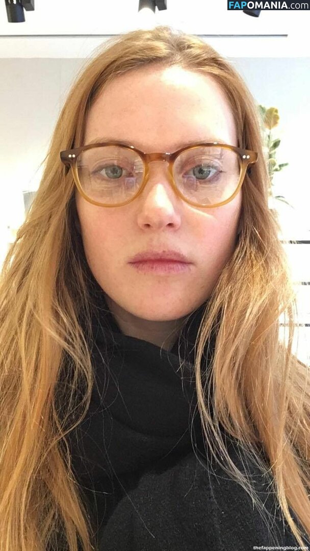 Fleur Geffrier Naken Läckta Foto #11