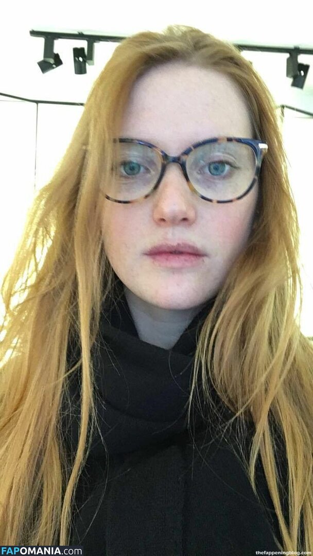 Fleur Geffrier Naken Läckta Foto #24