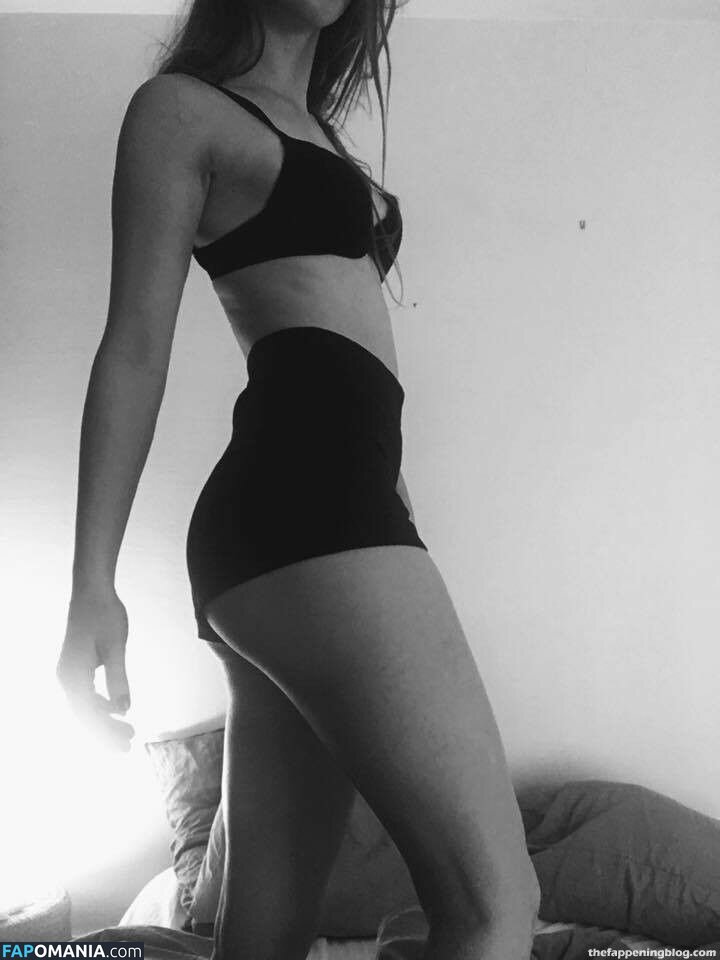 Fleur Geffrier Naken Läckta Foto #41