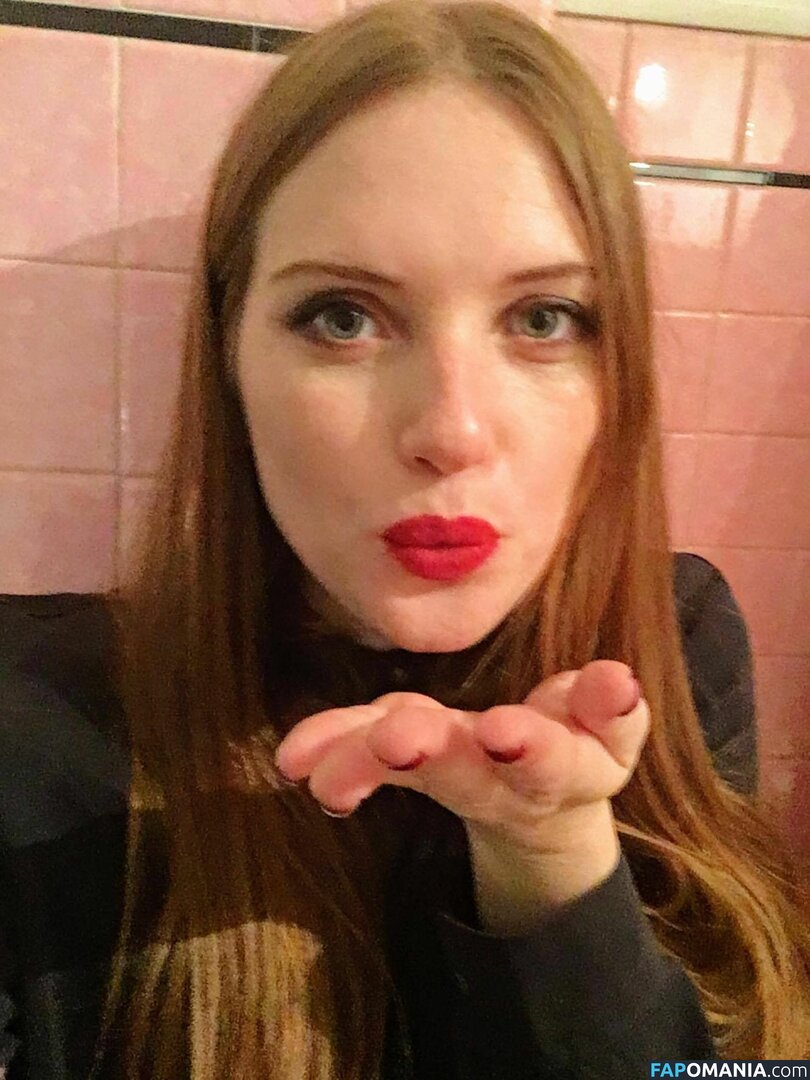 Fleur Geffrier Naken Läckta Foto #45