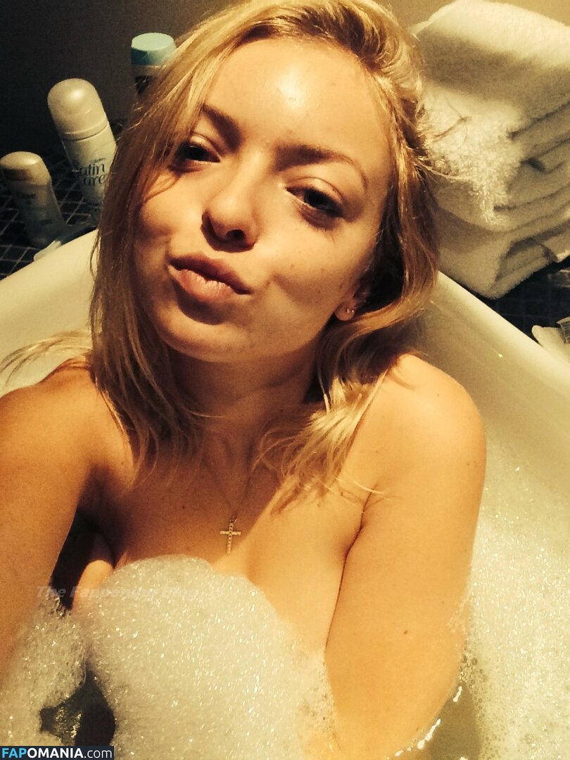 Francesca Eastwood Naken Läckta Foto #2