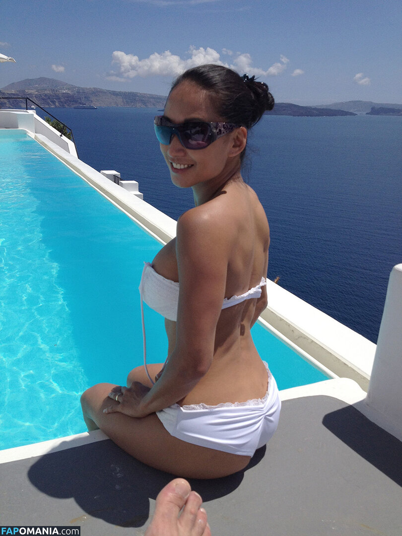 Gail Kim Naken Läckta Foto #18