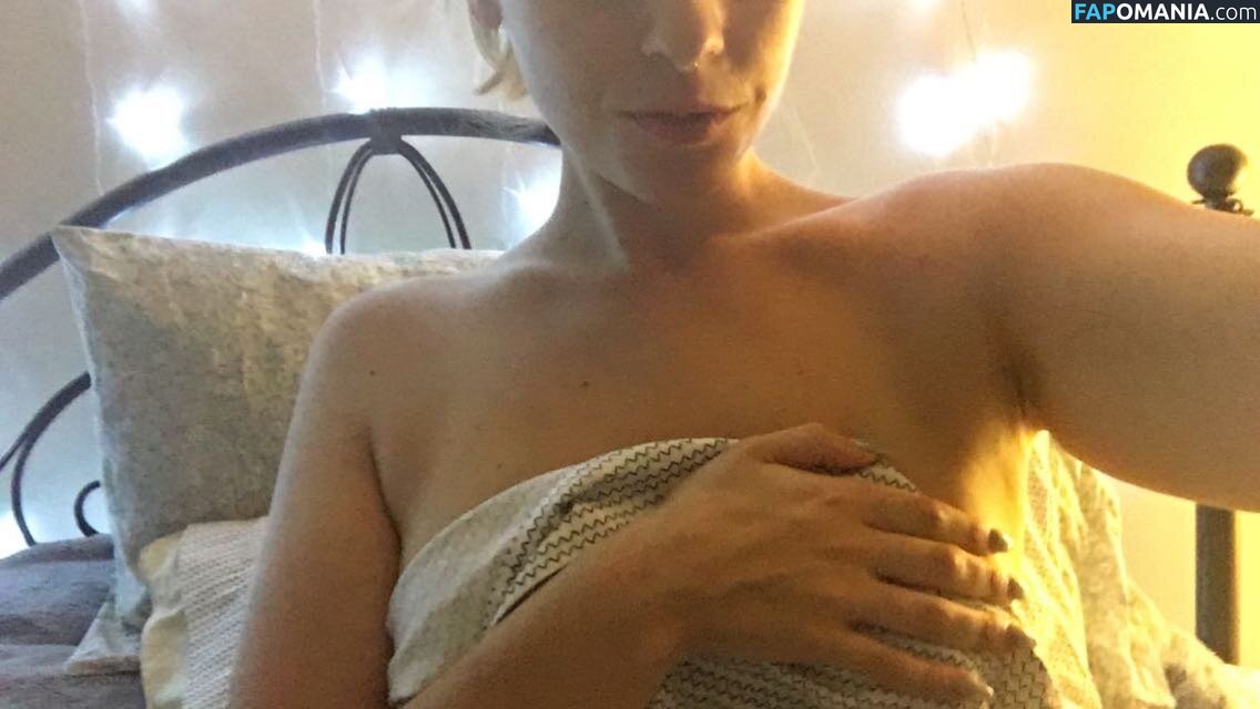 Hannah Schewel Naken Läckta Foto #52