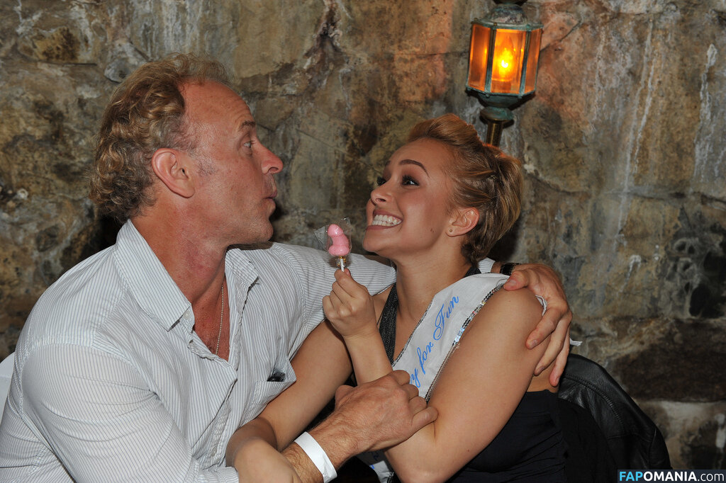 Hayden Panettiere Naken Läckta Foto #36