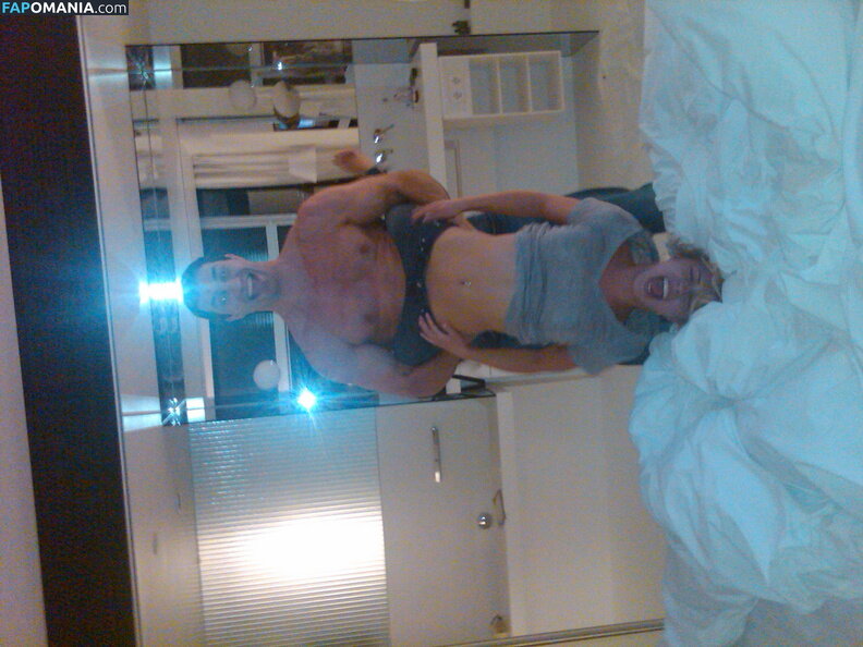 Hayden Panettiere Naken Läckta Foto #40