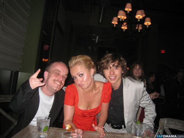 Hayden Panettiere Naken Läckta Foto #48