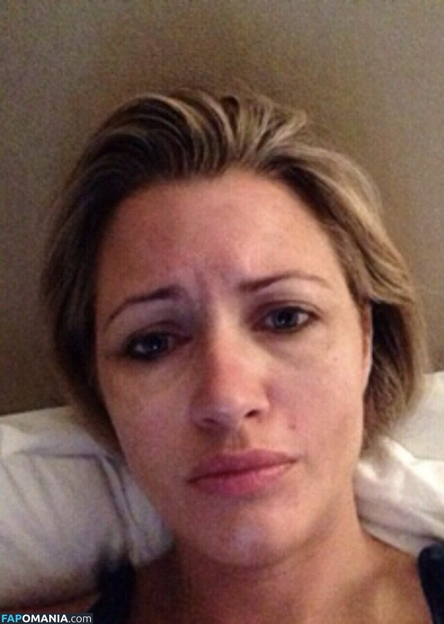 Hayley McQueen Naken Läckta Foto #22