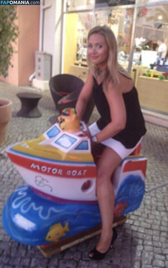 Hayley McQueen Naken Läckta Foto #23