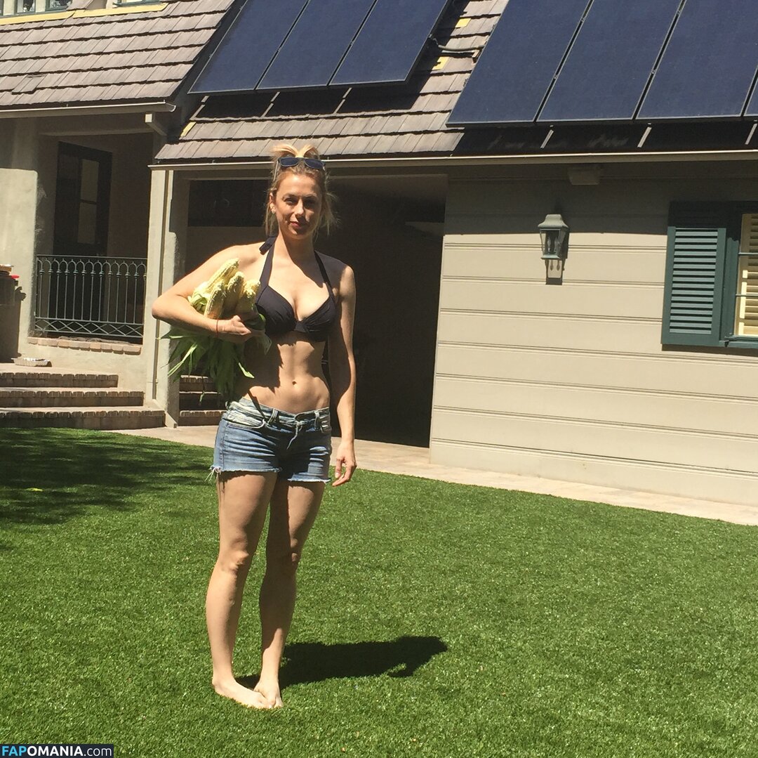 Iliza Shlesinger Naken Läckta Foto #78
