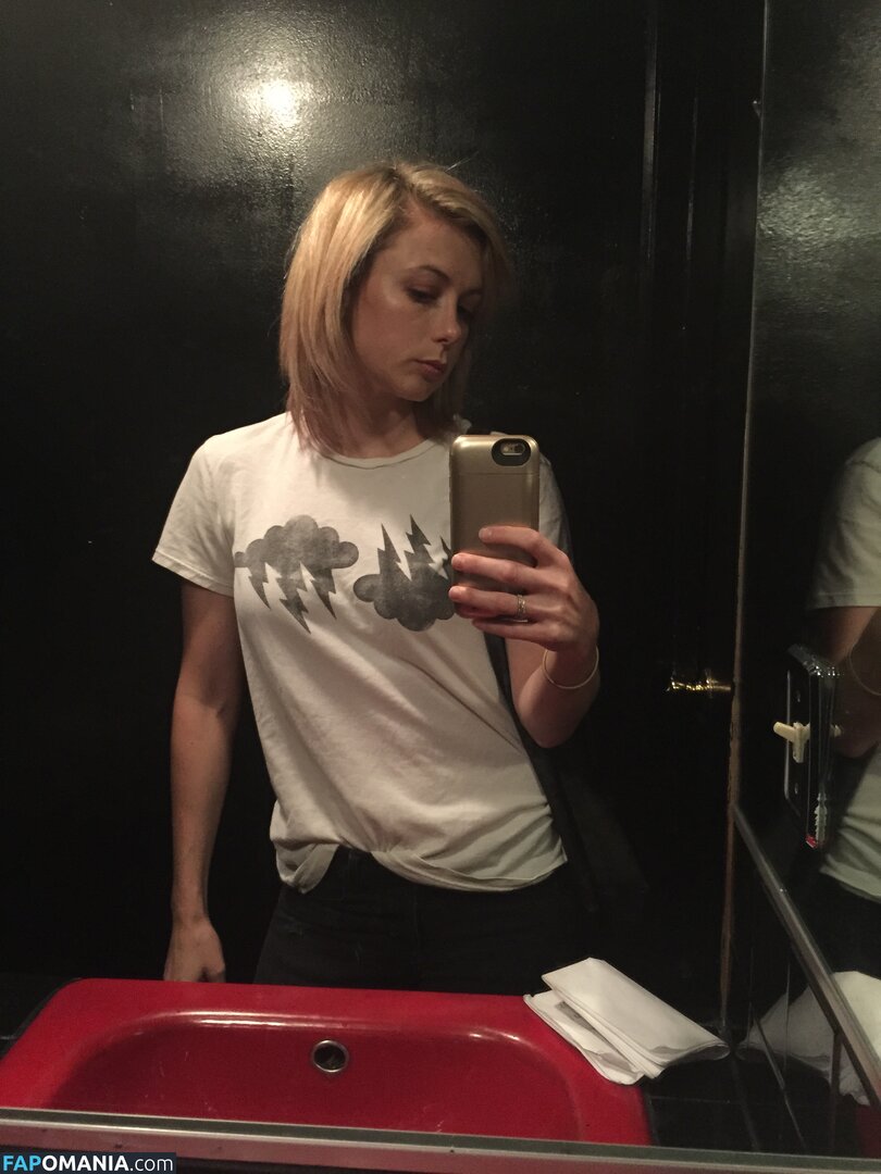 Iliza Shlesinger Naken Läckta Foto #166