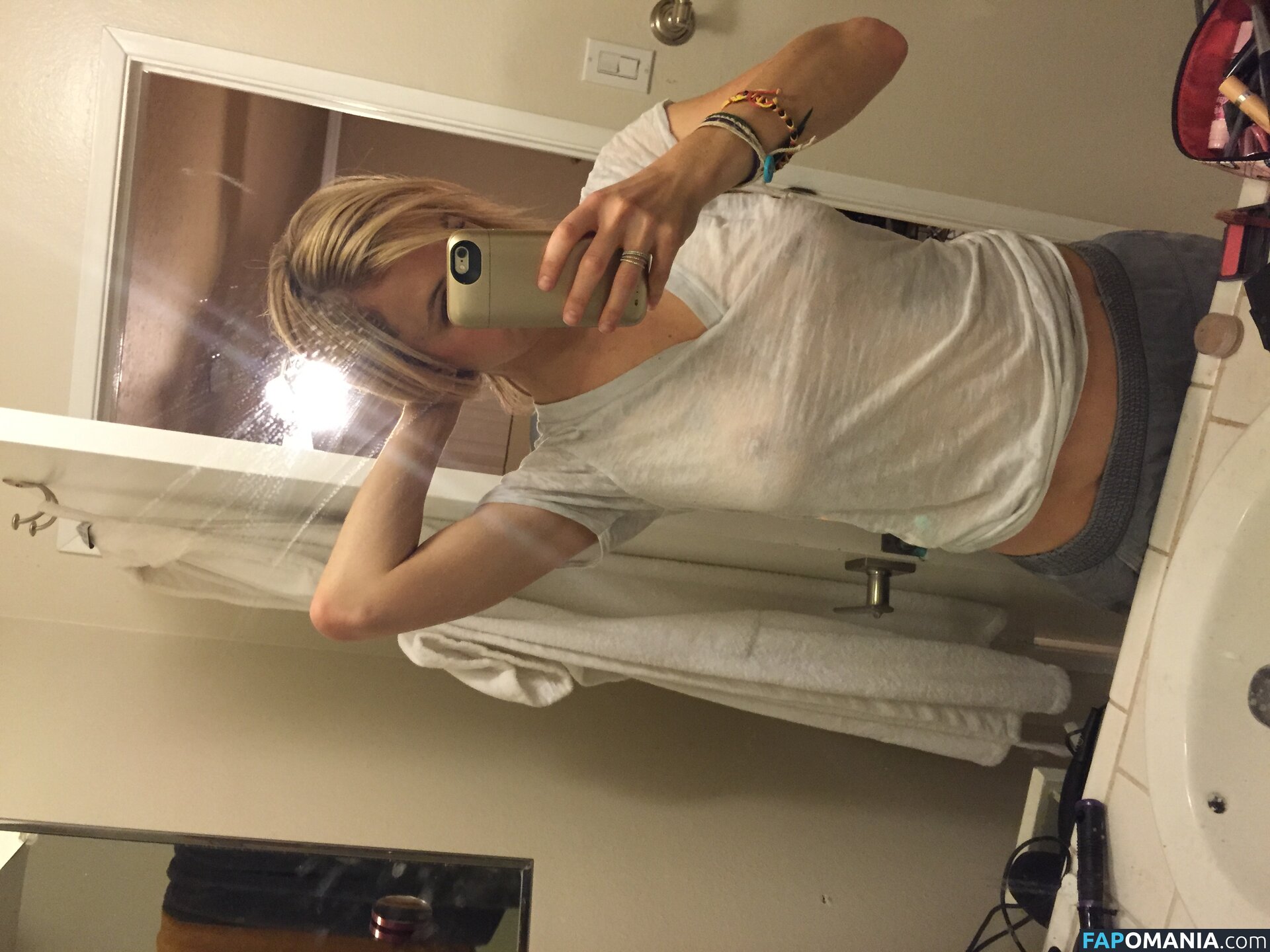 Iliza Shlesinger Naken Läckta Foto #191