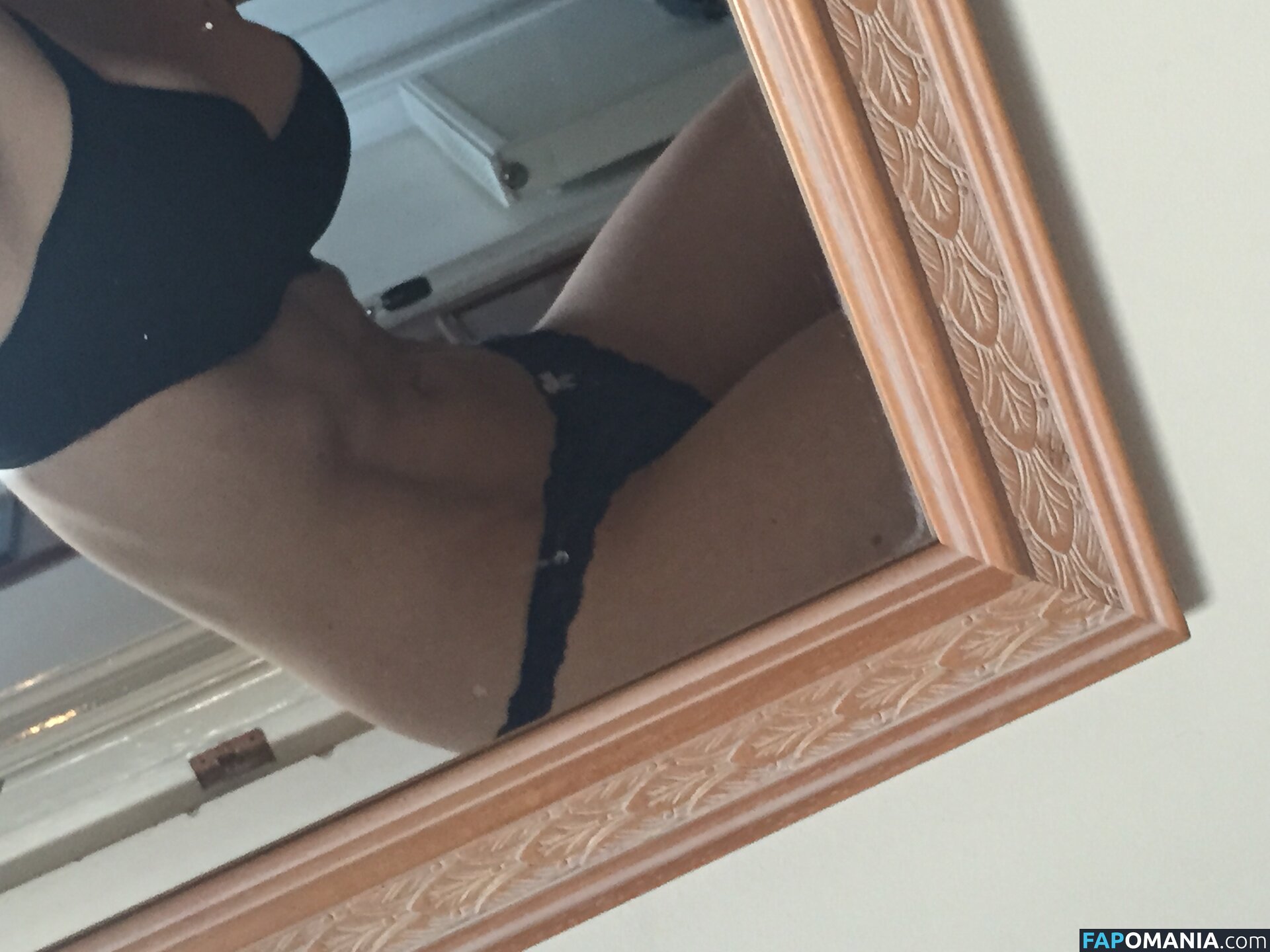 Iliza Shlesinger Naken Läckta Foto #212