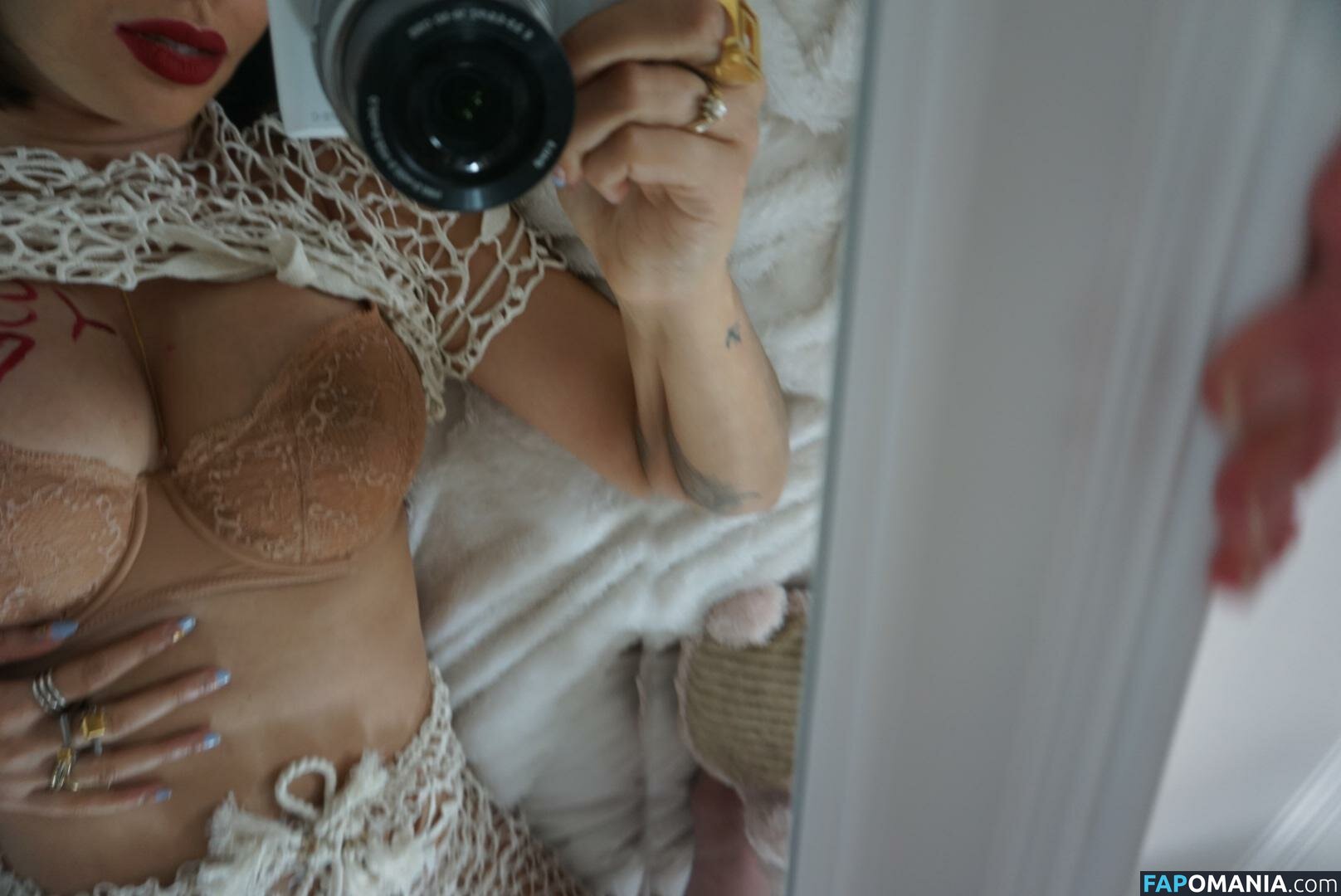 Jackie Cruz Naken Läckta Foto #6
