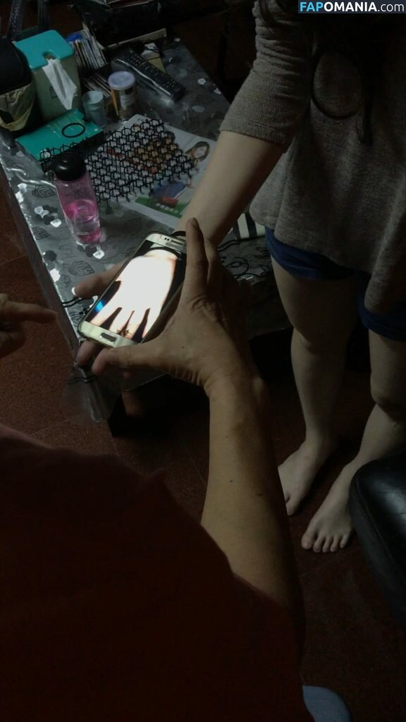 Janella Ooi Naken Läckta Foto #45