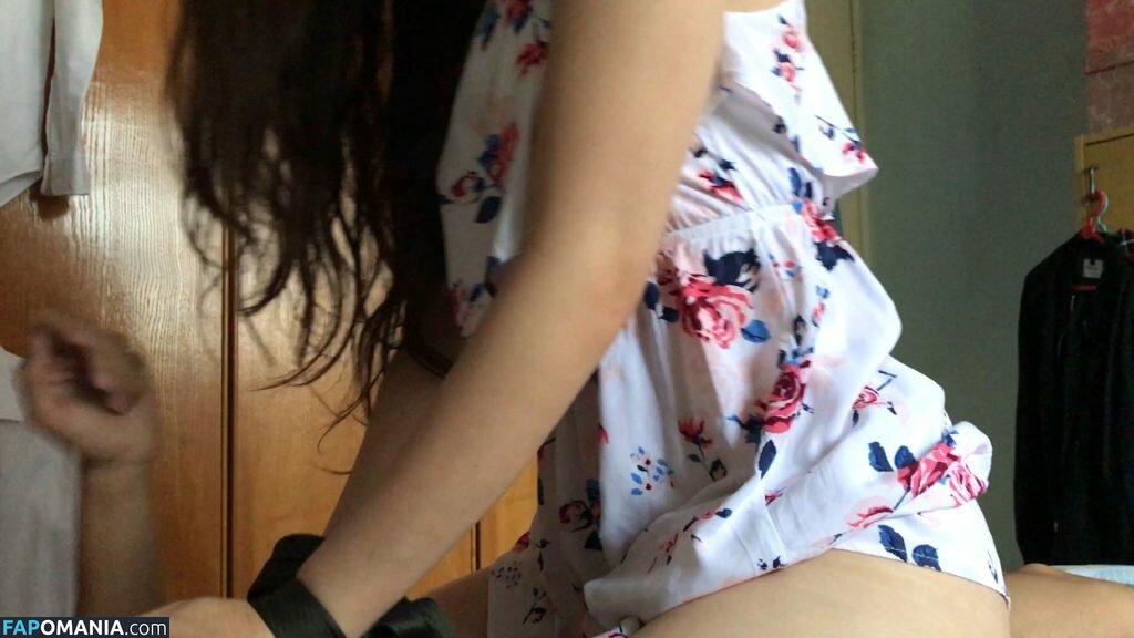 Janella Ooi Naken Läckta Foto #199