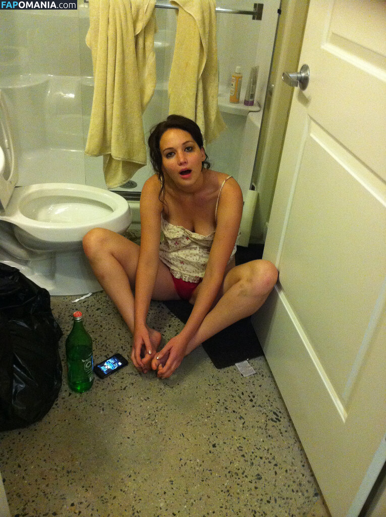 Jennifer Lawrence Naken Läckta Foto #54