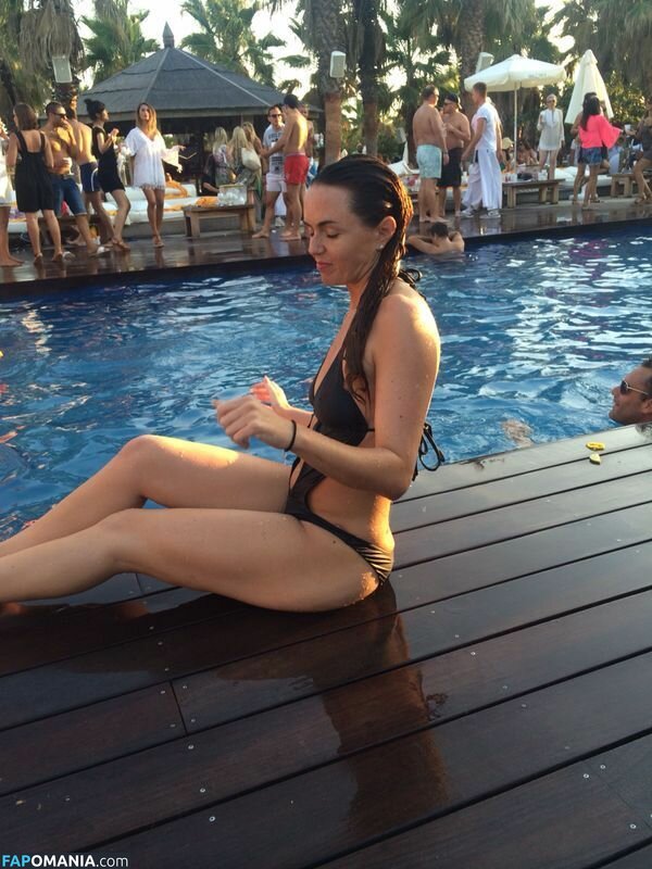 Jennifer Metcalfe Naken Läckta Foto #5