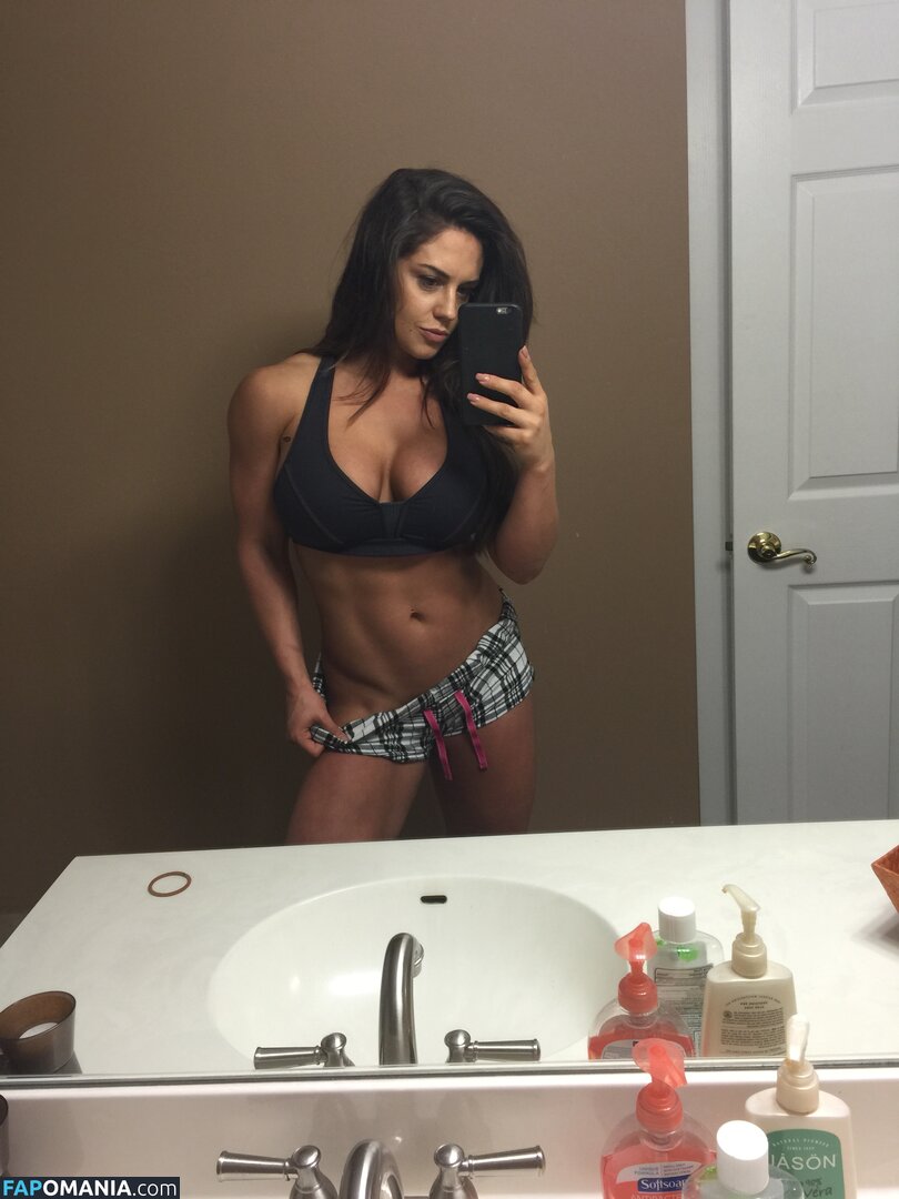 Kaitlyn WWE Naken Läckta Foto #41