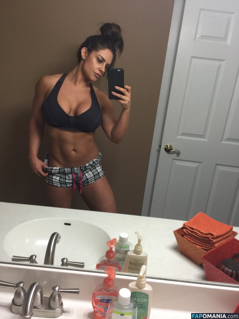 Kaitlyn WWE Naken Läckta Foto #143