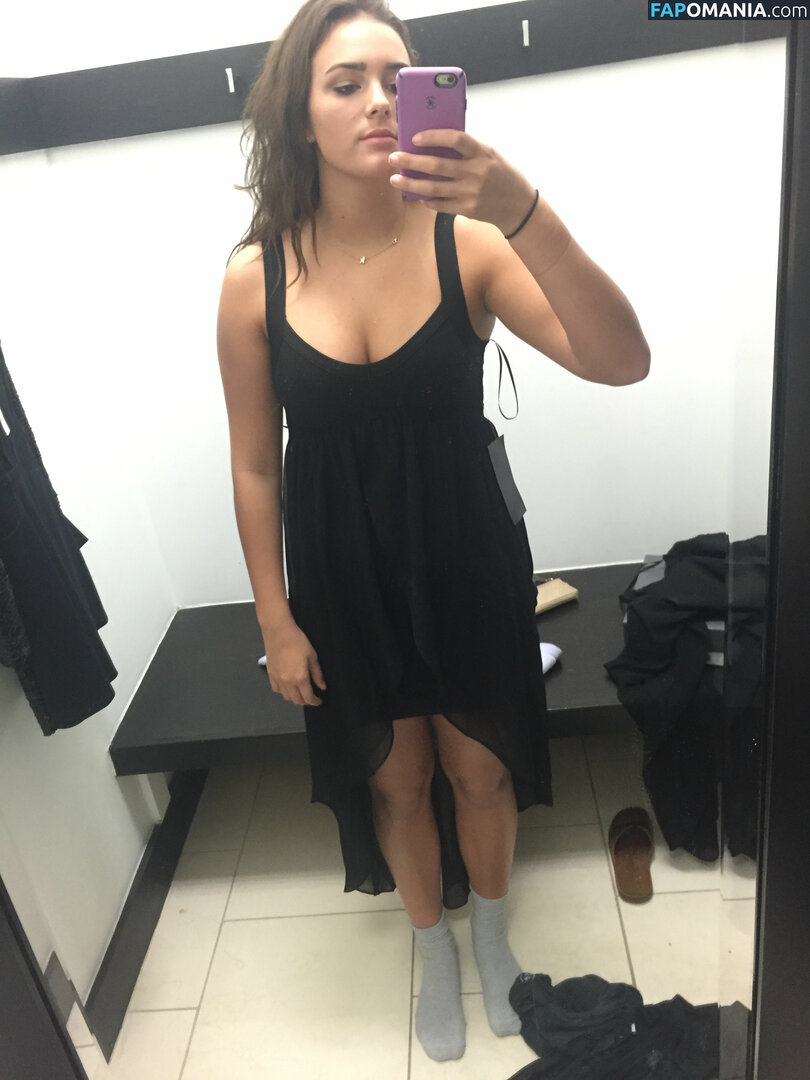 Kassidy Cook Naken Läckta Foto #14