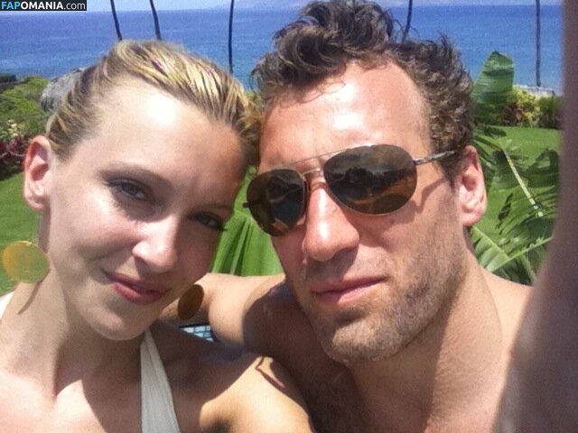 Katie Cassidy Naken Läckta Foto #13