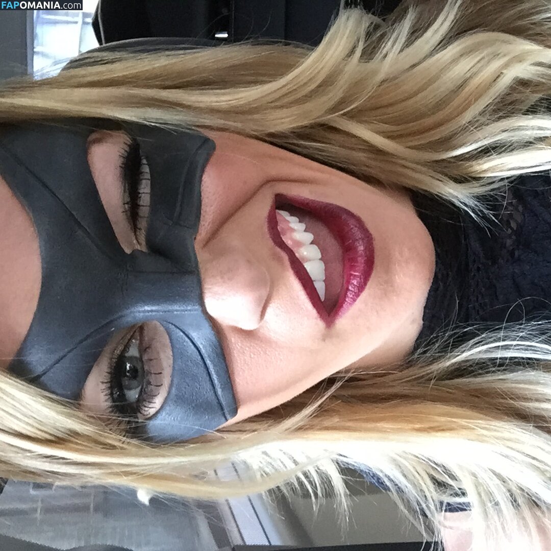 Katie Cassidy Naken Läckta Foto #31