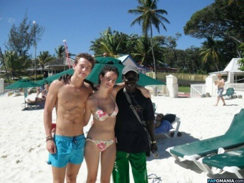 Kaya Scodelario Naken Läckta Foto #30