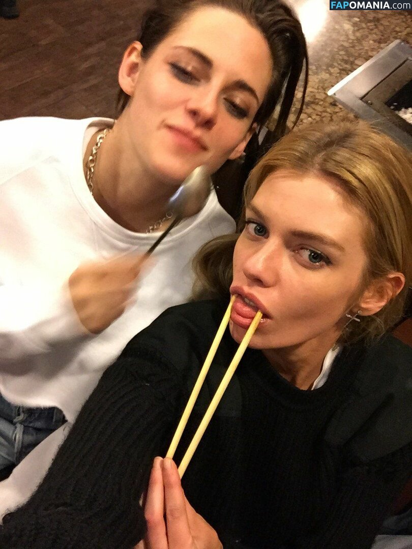 Kristen Stewart Naken Läckta Foto #35