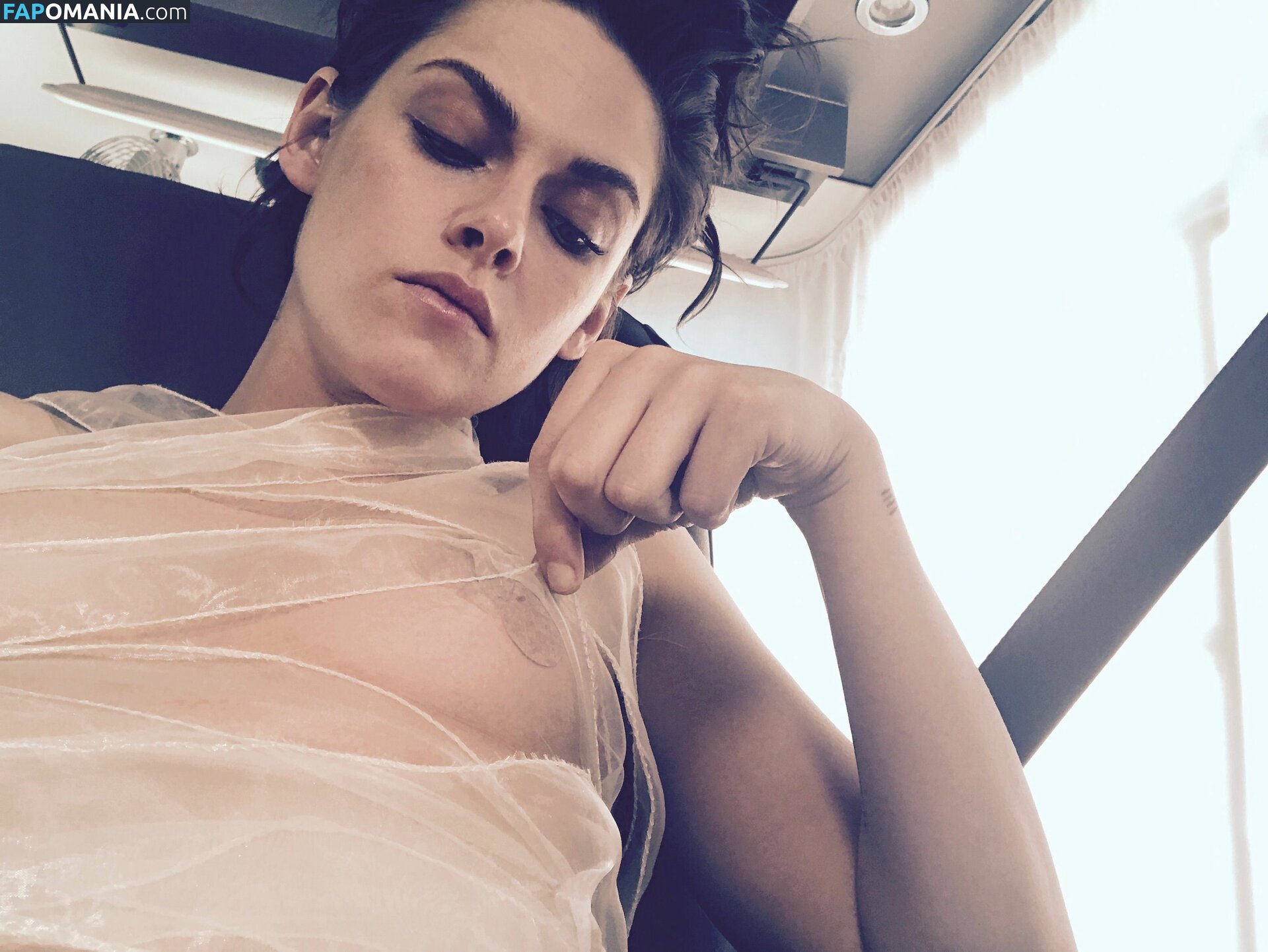Kristen Stewart Naken Läckta Foto #249