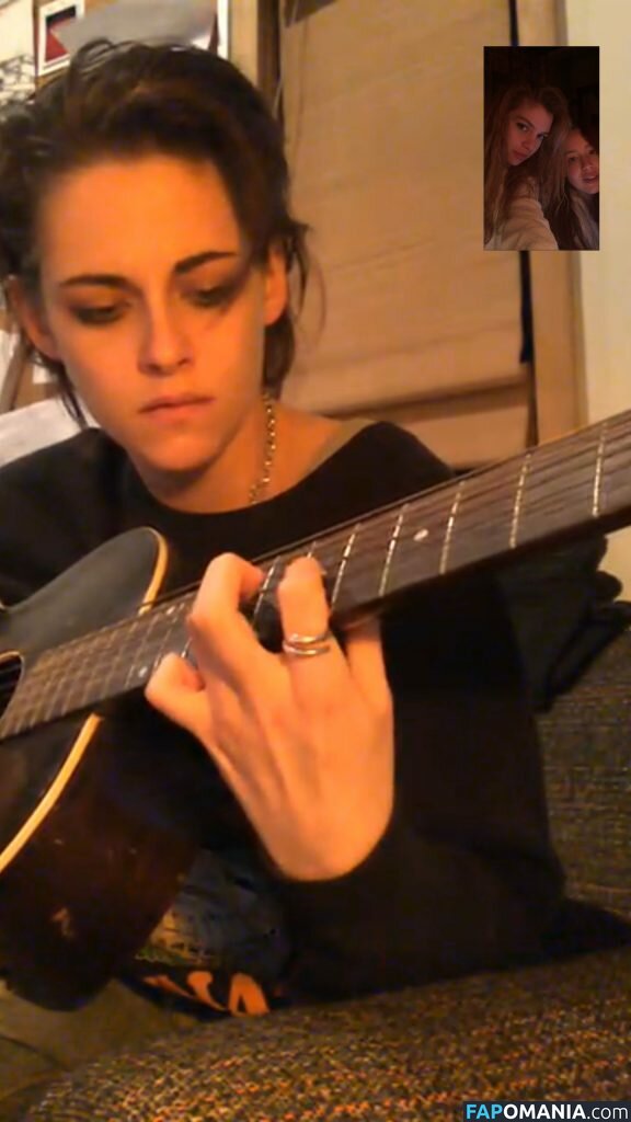 Kristen Stewart Naken Läckta Foto #325
